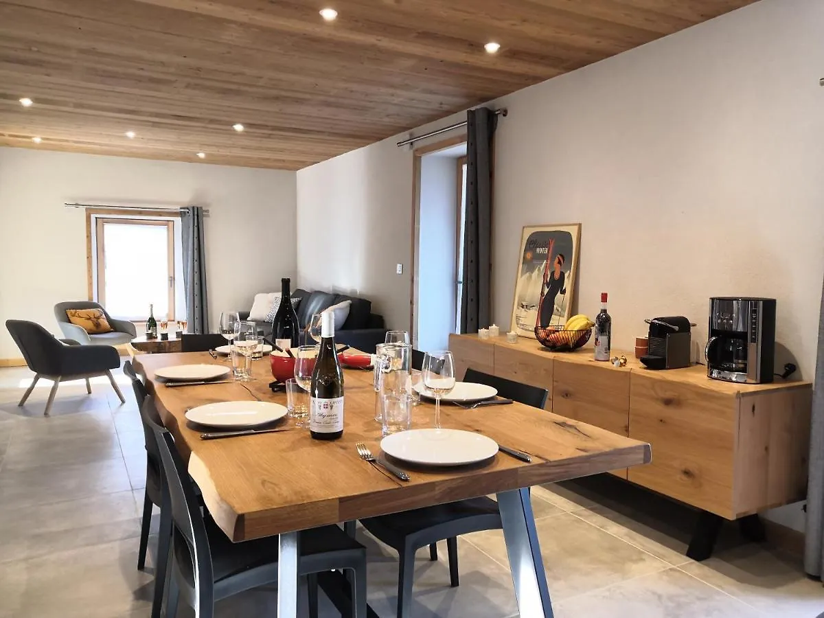 Chez Leon, Jacuzzi Et Sauna Des Le 1Er Septembre 2025 Samoens Apartment