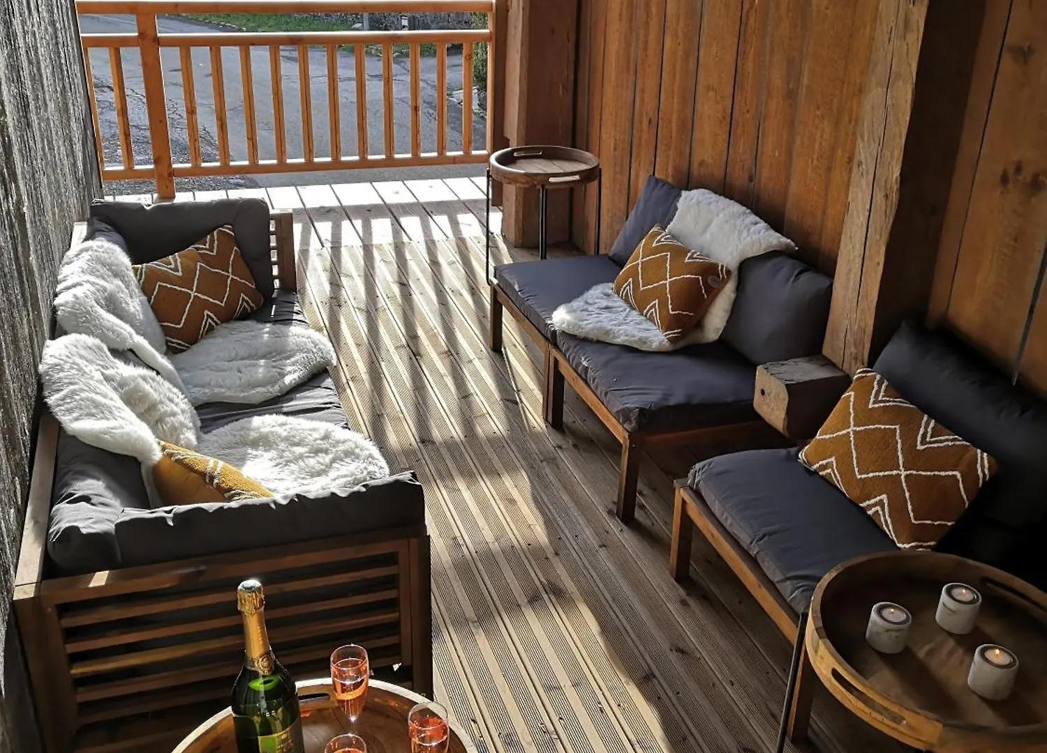 Chez Leon, Jacuzzi Et Sauna Des Le 1Er Septembre 2025 Samoens